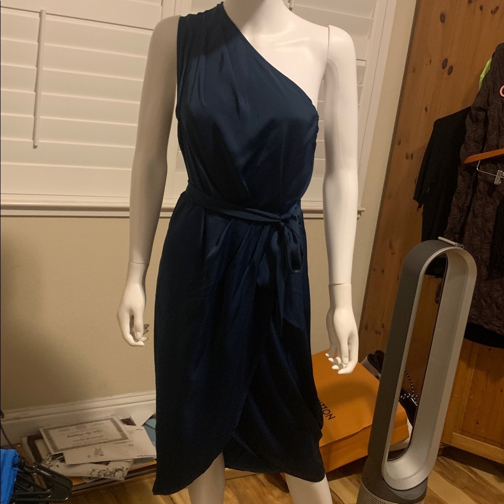 Elegant One-Shoulder Navy Dress